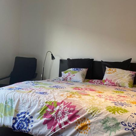 Studio Near Shopping K In K New Bright And Central Kortrijk Bagian luar foto