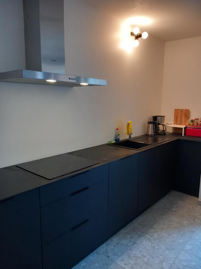 Studio Near Shopping K In K New Bright And Central Kortrijk Bagian luar foto